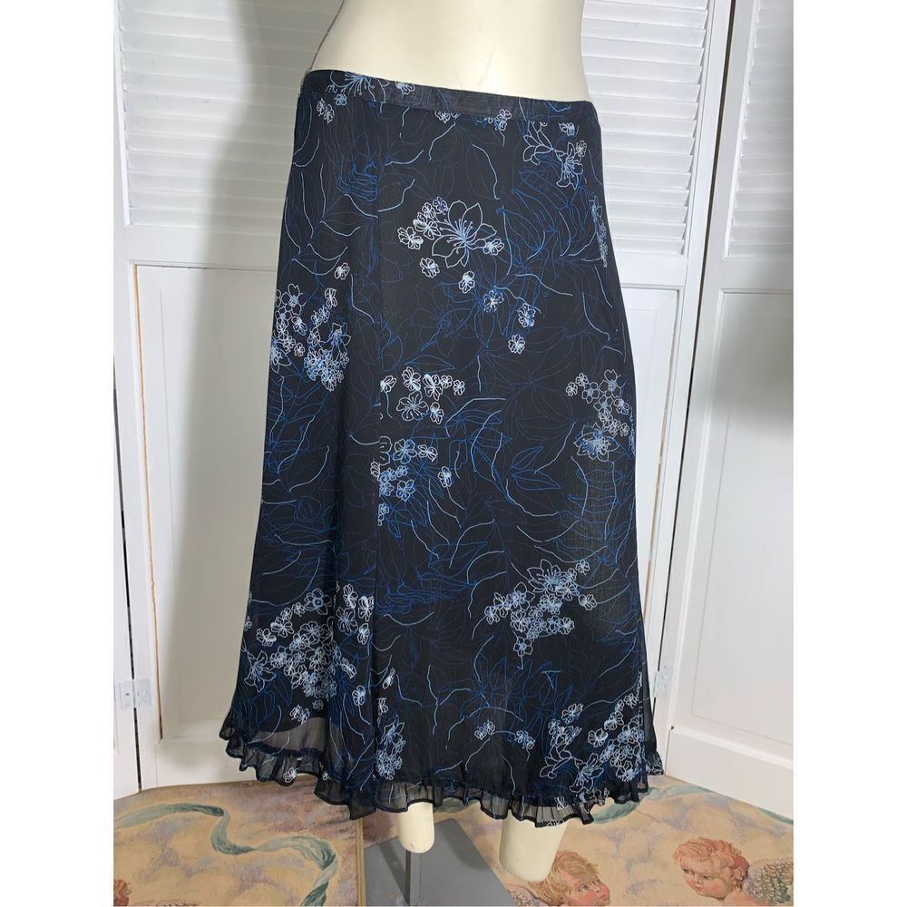 Vintage, dark floral, double layered, sheer chiffon, midi skirt, size‎ 12 ￼